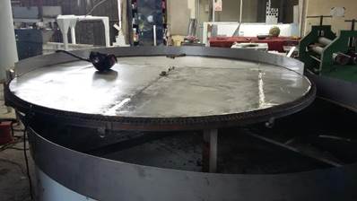 Imagen que contiene interior, tabla, cocina, lavabo

Descripción generada automáticamente